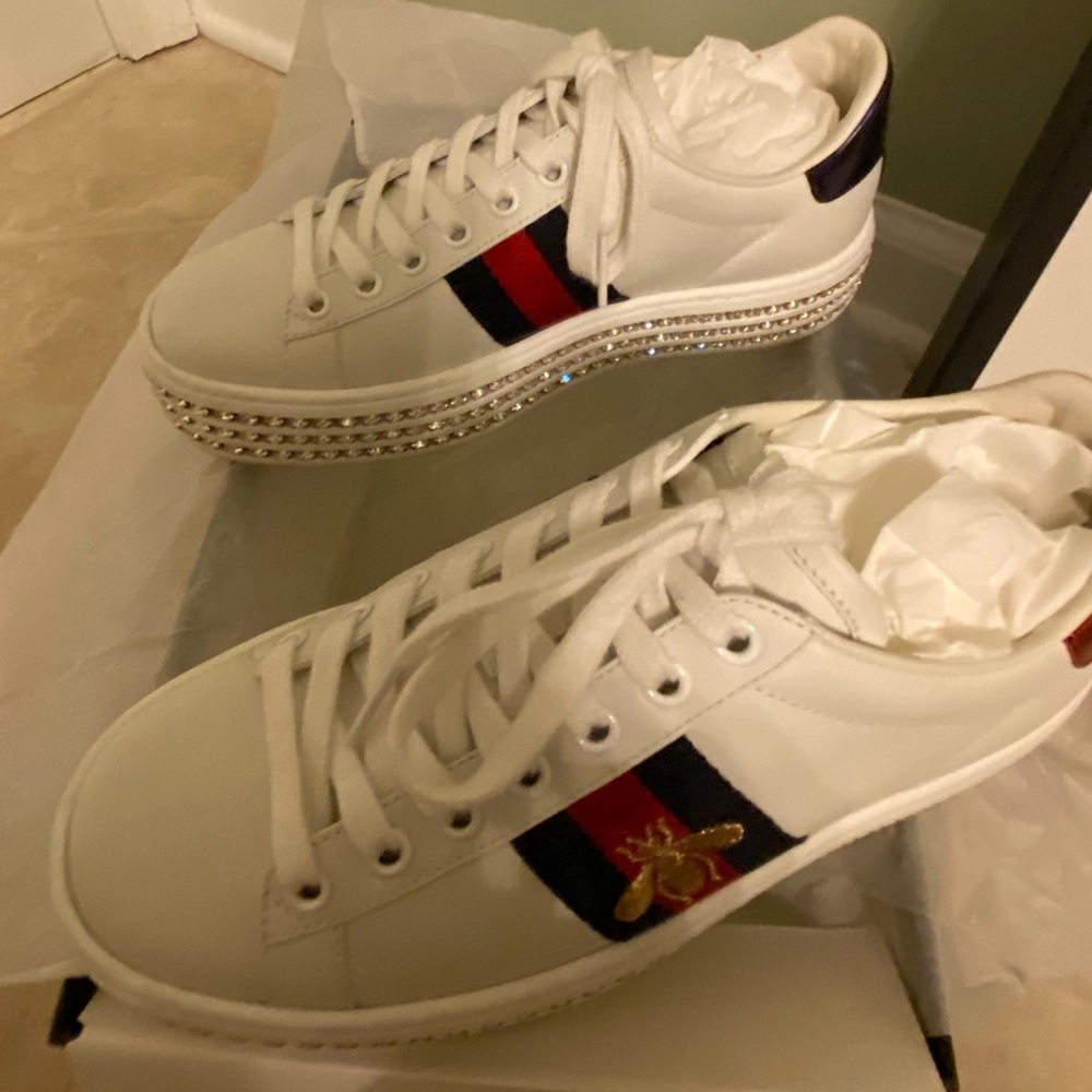 💯Authentic Gucci size 36 Sneakers 🌟